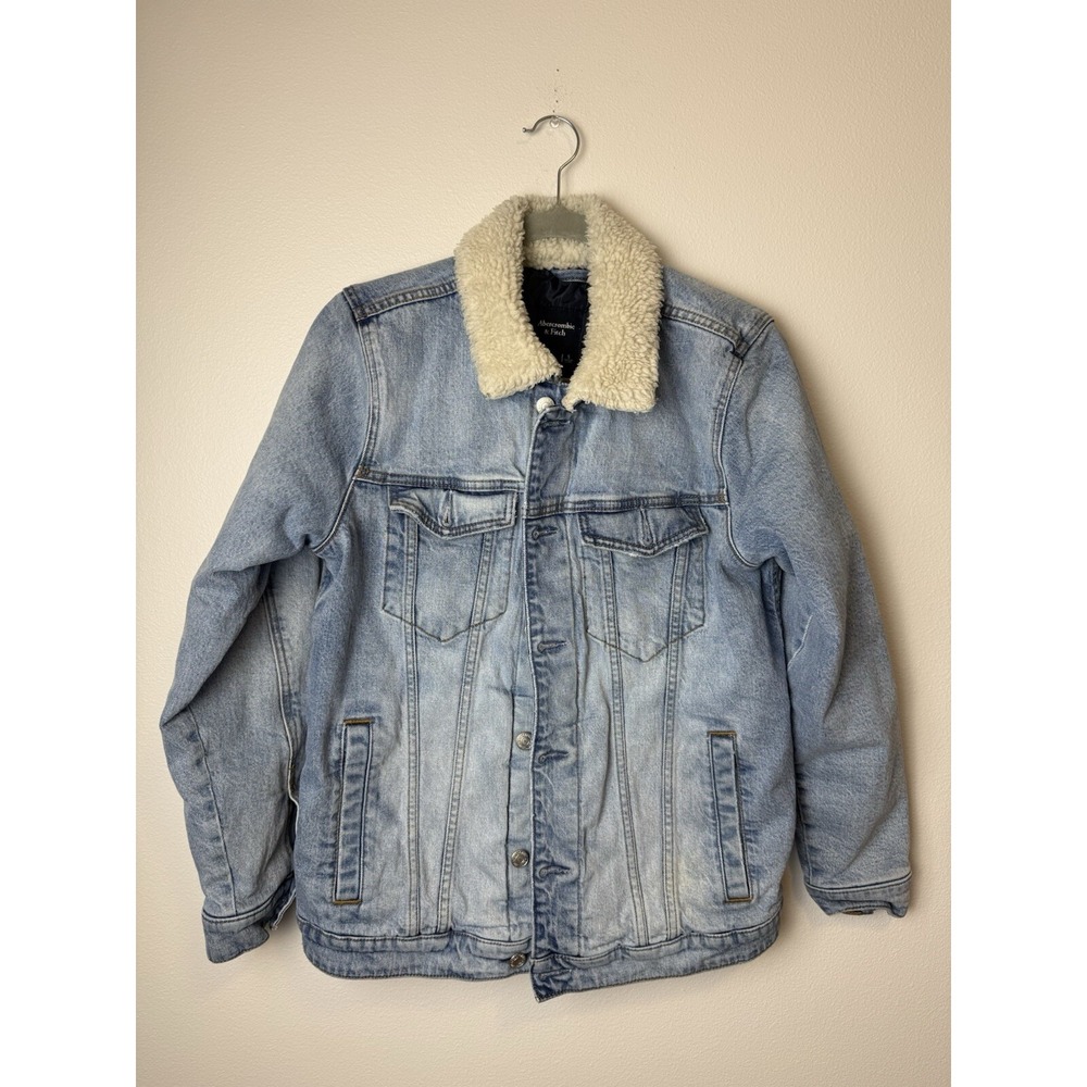 Abercrombie & Fitch Jacket Mens Small Light Wash Denim Jean Trucker Sherpa Quilt
